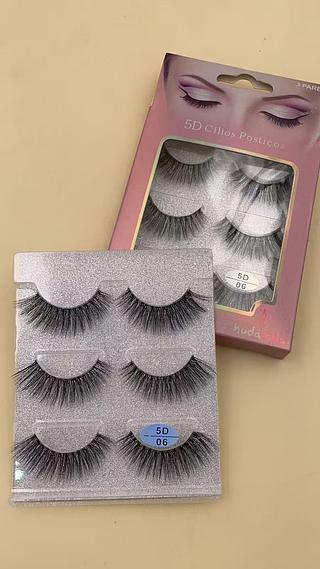 Cílios Postiços 5D 3 Pares Huda Bela