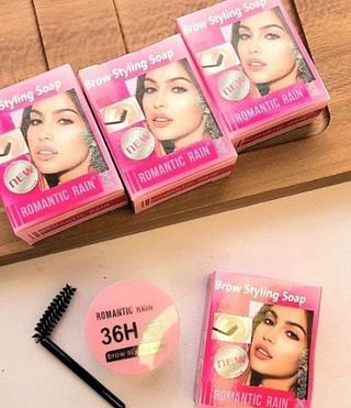 Gel de Sobrancelha Romantic Rain (validade 06/2026)